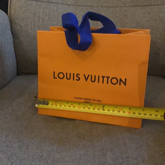 LV paper bag - Picture 2 of 3